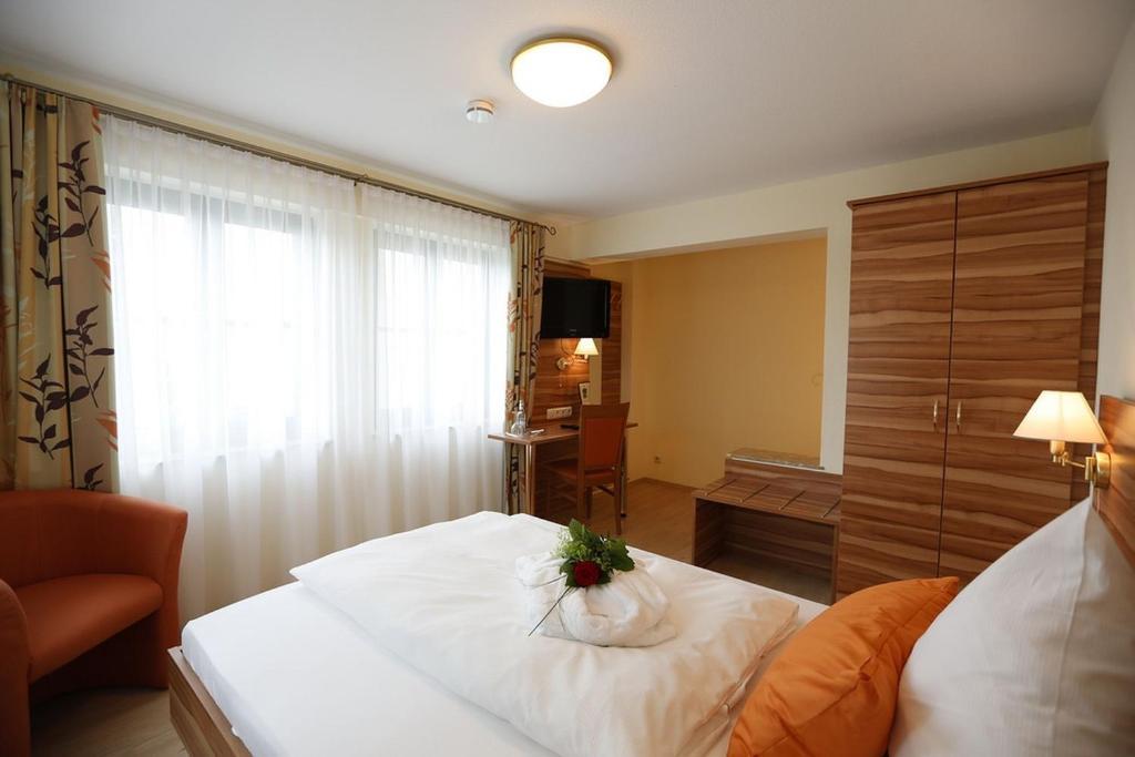 Landhotel Villa Moritz Garni Oberahr Phòng bức ảnh