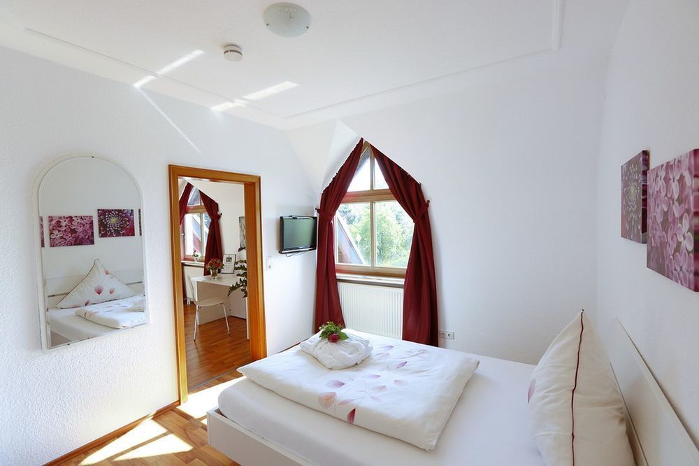 Landhotel Villa Moritz Garni Oberahr Ngoại thất bức ảnh