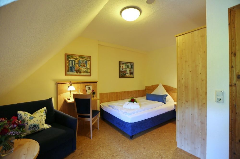 Landhotel Villa Moritz Garni Oberahr Ngoại thất bức ảnh