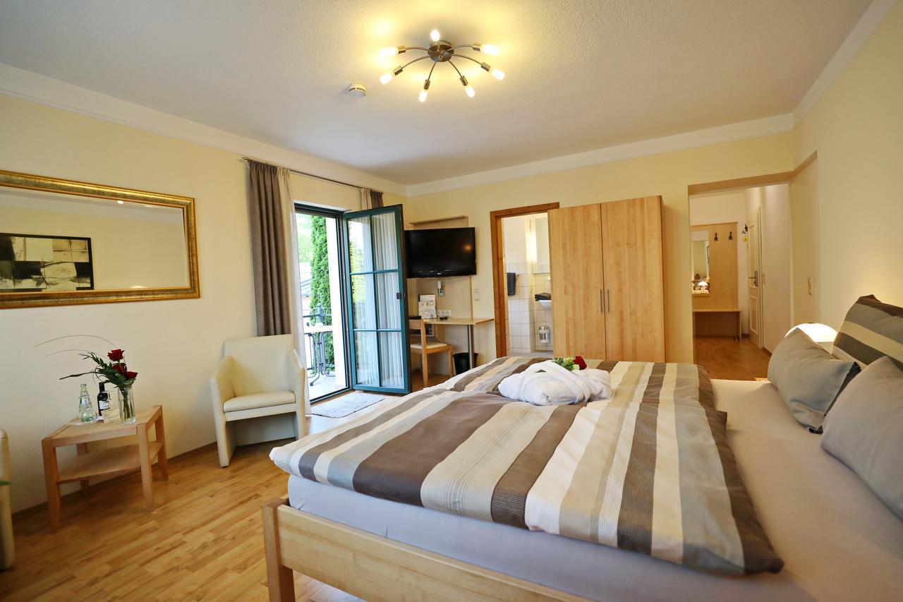 Landhotel Villa Moritz Garni Oberahr Ngoại thất bức ảnh