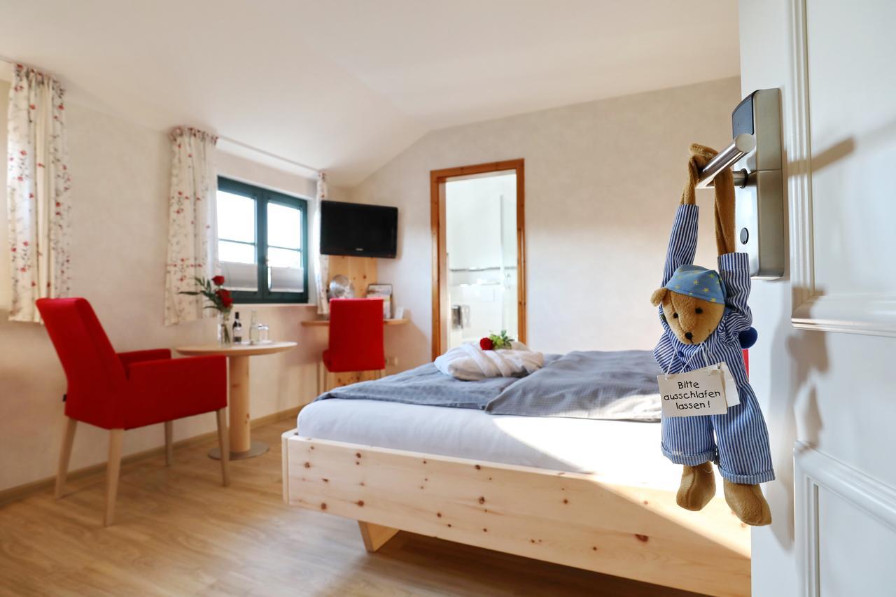 Landhotel Villa Moritz Garni Oberahr Ngoại thất bức ảnh